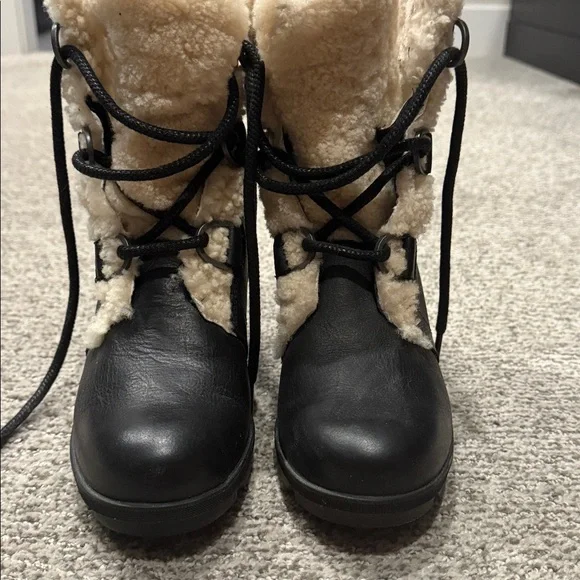 Sorel Black and Cream Winter Boots - Picture 3 of 7